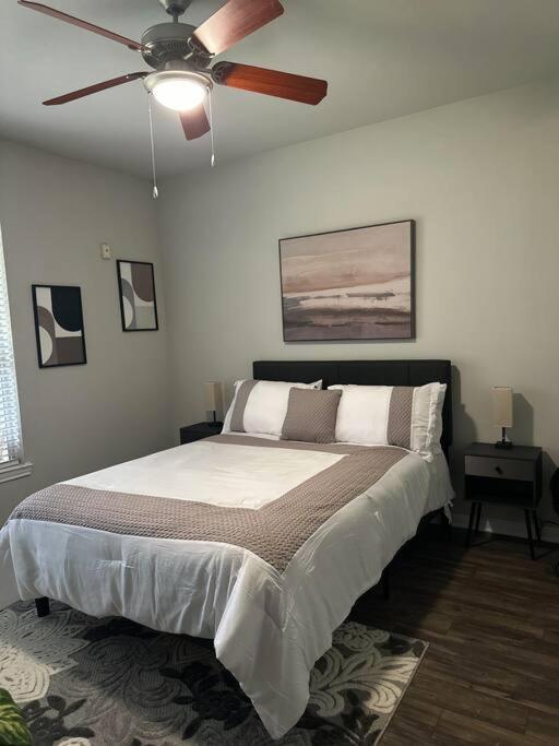 Devine Livings At Hermann Park Apartment Houston Exterior foto